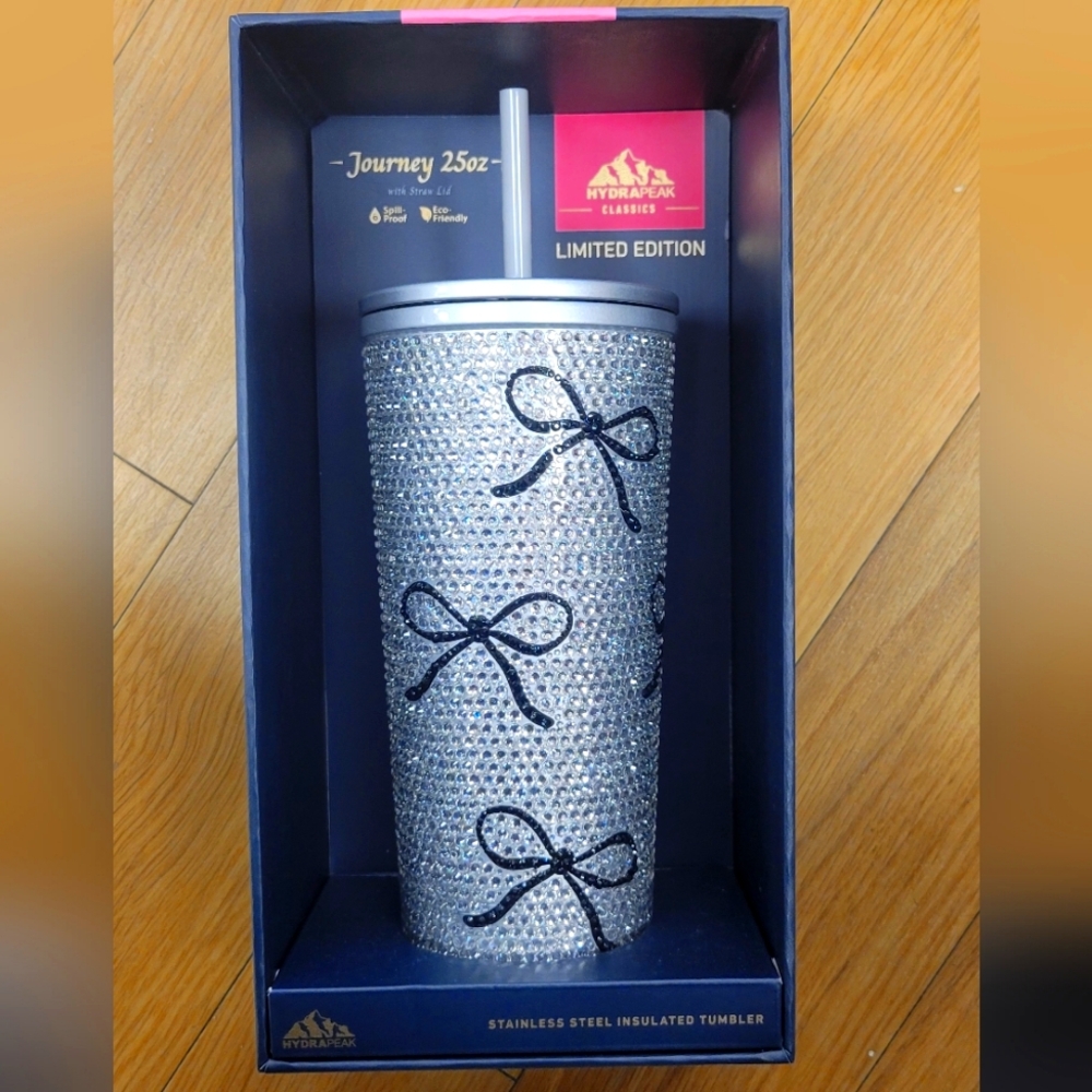 *NEW IN BOX* Hydrapeak Bow Rhinestone Limited Edition Tumbler w/ Straw 24oz